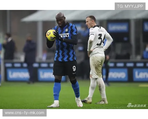 科莫一球小胜乌迪内斯,达库尼亚点射建功取两连胜